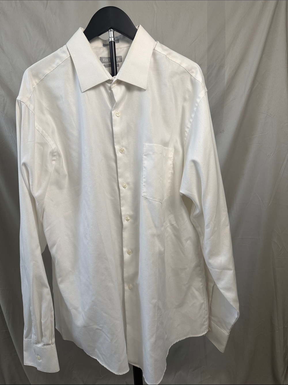 Van Heusen White Men's Dress Shirt - Long Sleeve Point Collar
